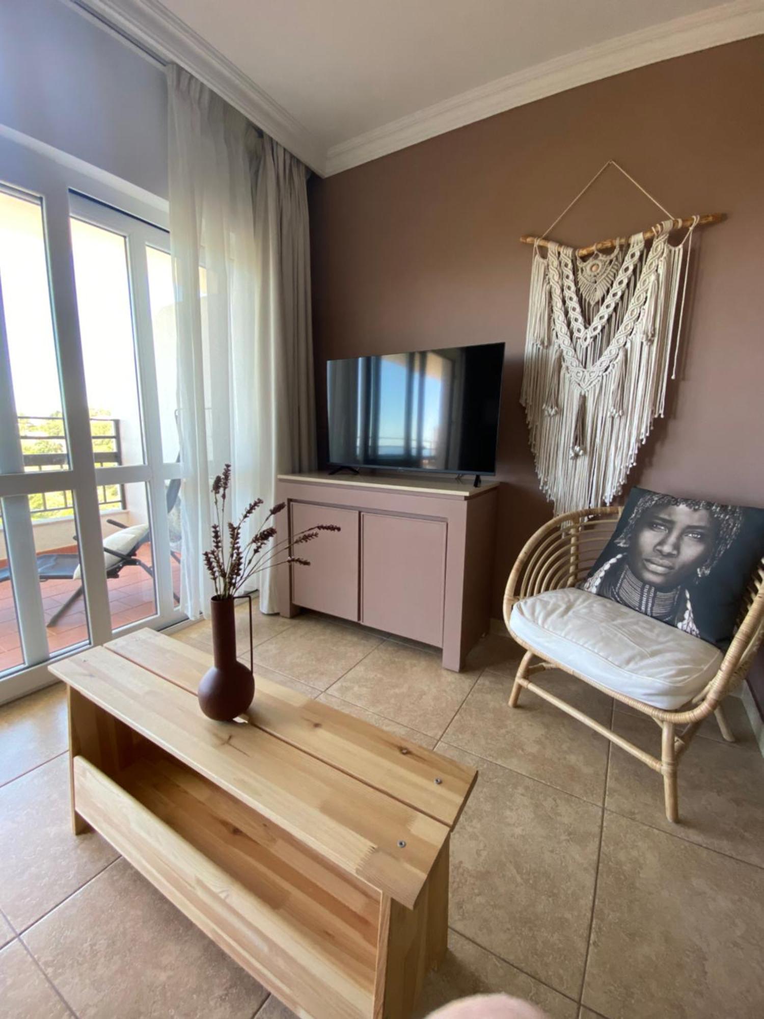 Ocean Breeze Apartment Portimao Exterior photo